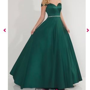 Studio 17 Prom Dress Style 12710